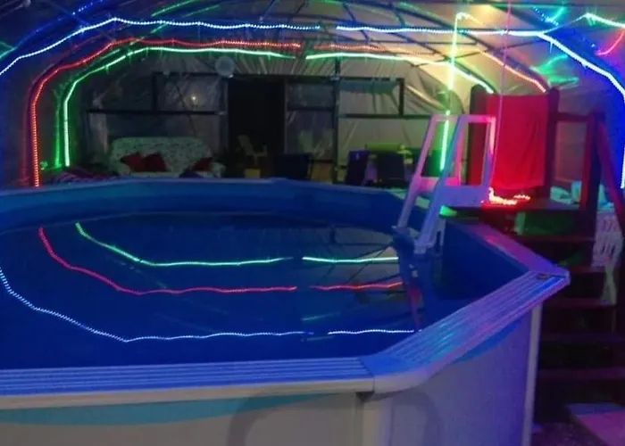 Private Basic Caravan