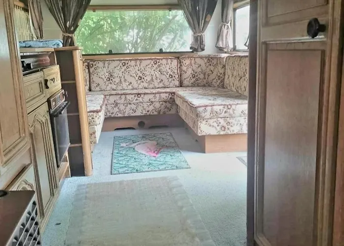 Private Basic Caravan
